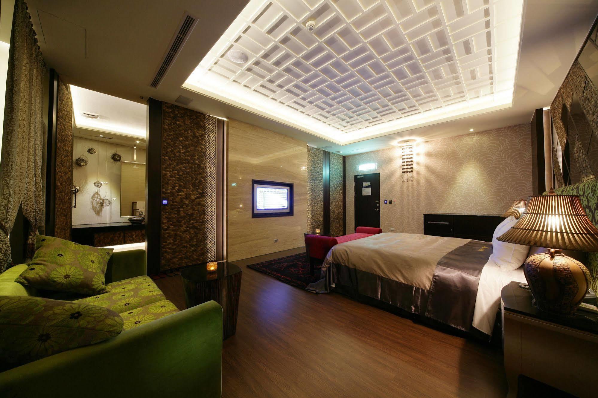 Dubai Villa Motel Daya Bagian luar foto