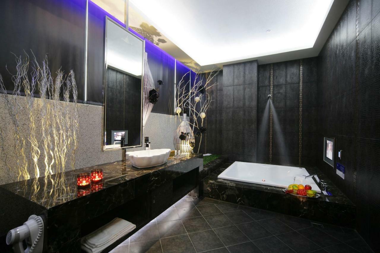 Dubai Villa Motel Daya Bagian luar foto